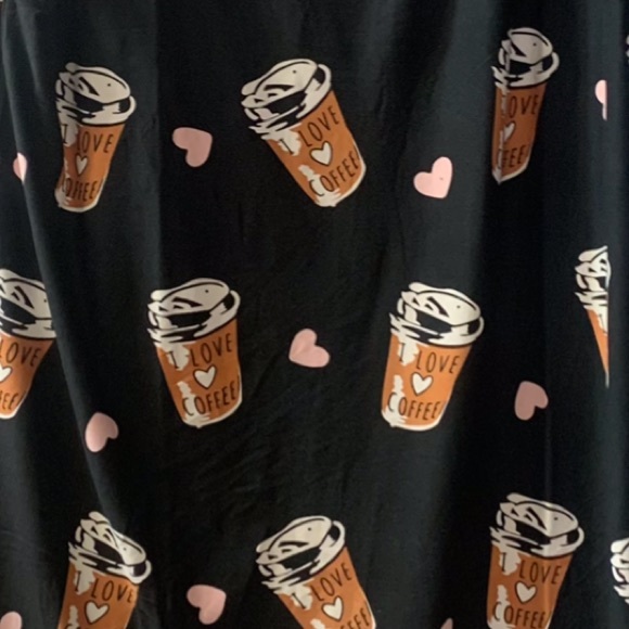 Full Figure Printed Night Shirt - Picture 3 of 4